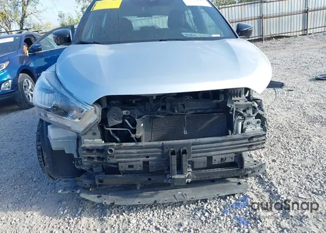 2020 Nissan Kicks Sr Xtronic Cvt из США, поврежденный, VIN 3N1CP5DV0LL568979